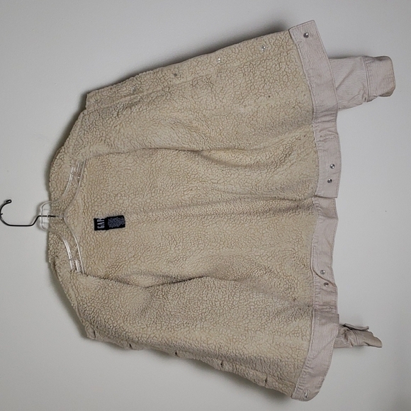 Gap Sherpa lined corduroy jacket, button front, neutral, women's size small - Picture 7 of 7
